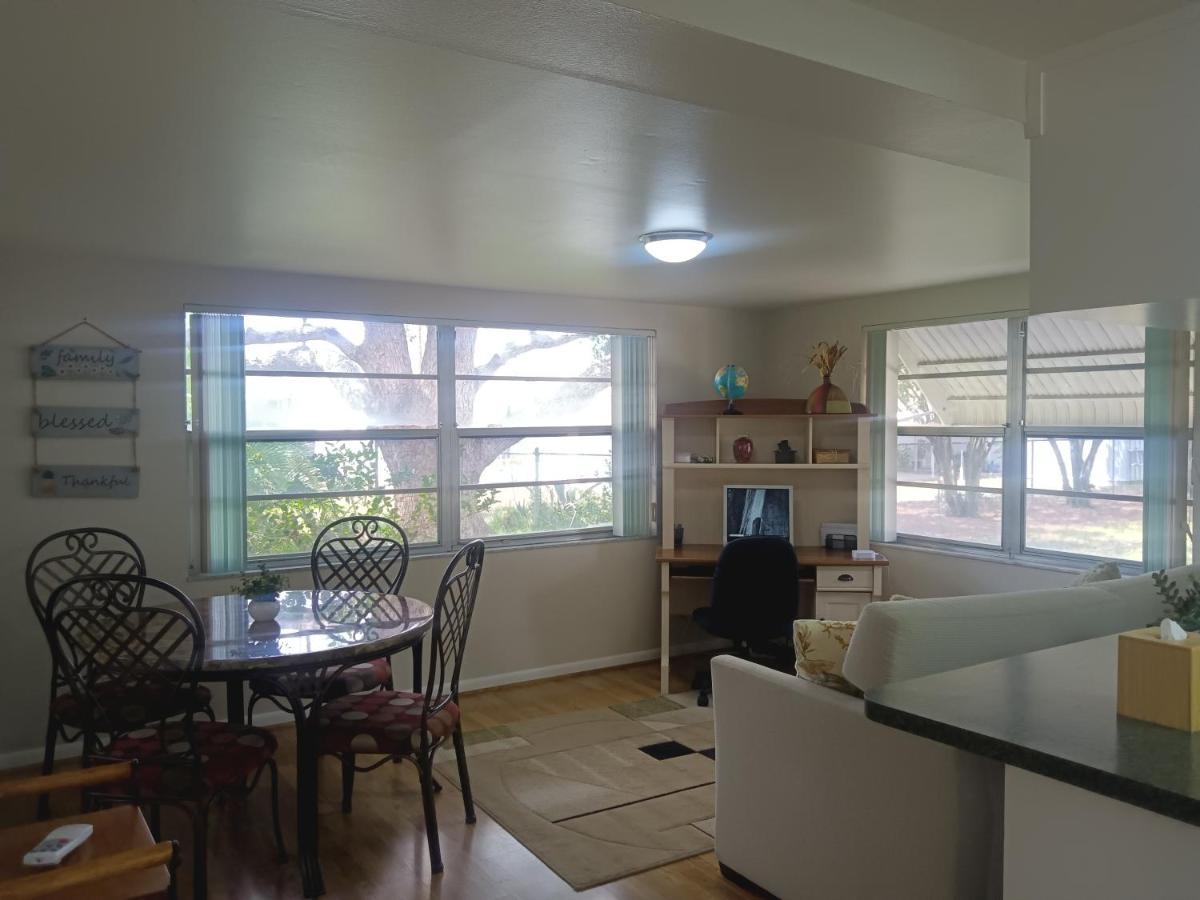 Comfortable, Sunny, Quiet Neighborhood Port Richey