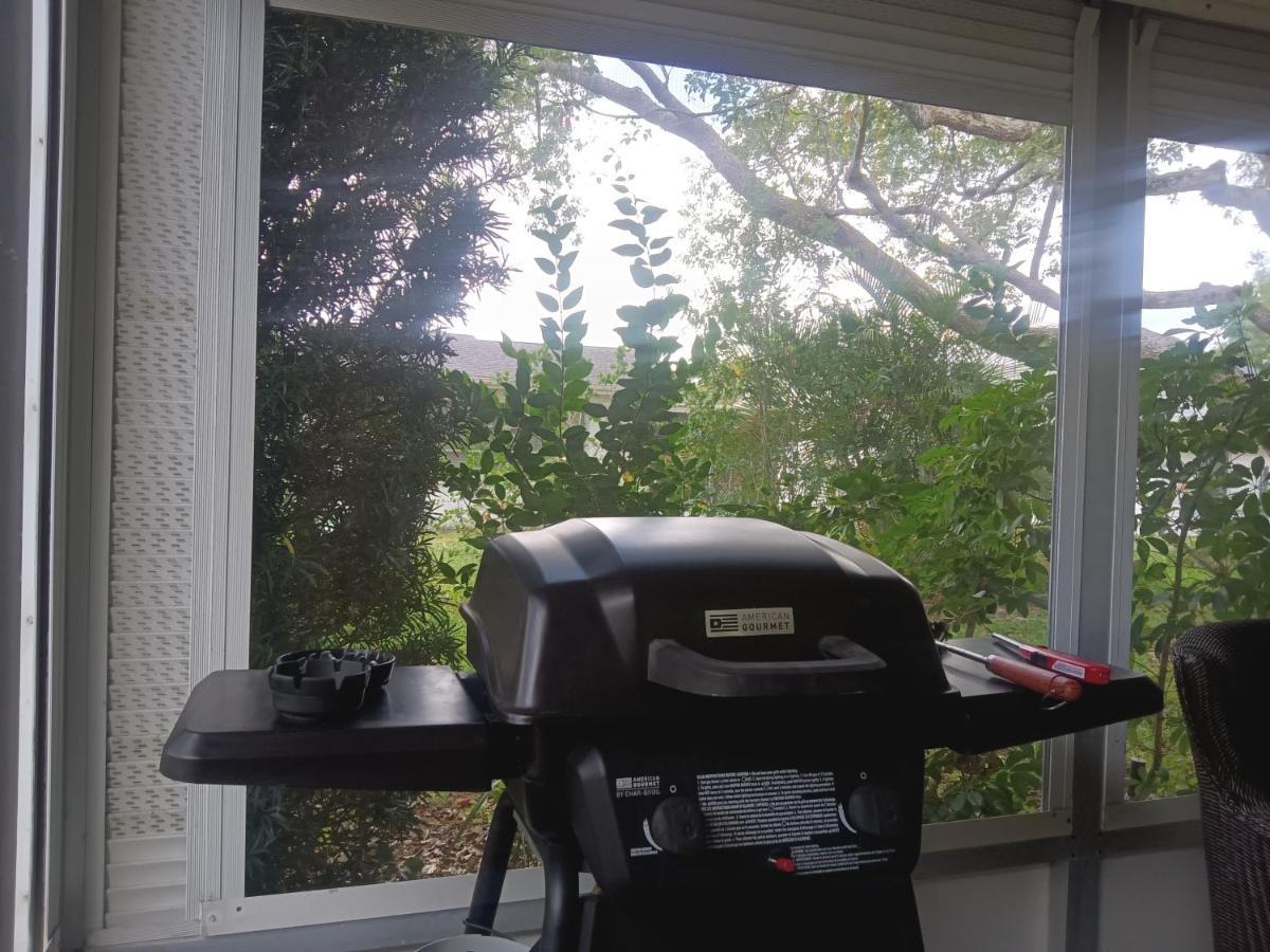 Comfortable, Sunny, Quiet Neighborhood * Port Richey